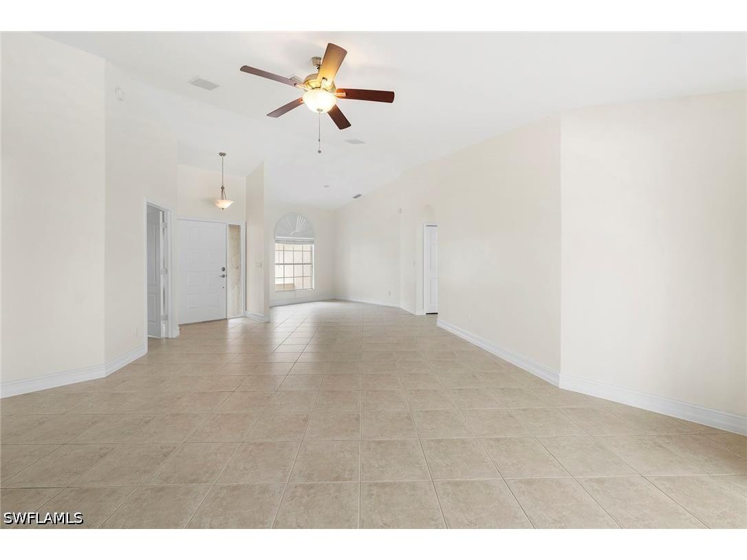 10340 Regent Circle Naples FL 34109 226017426 image10