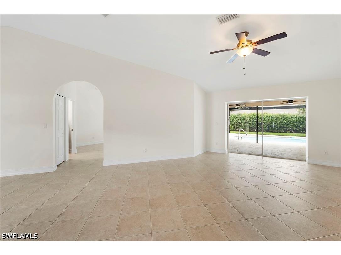 10340 Regent Circle Naples FL 34109 226017426 image8