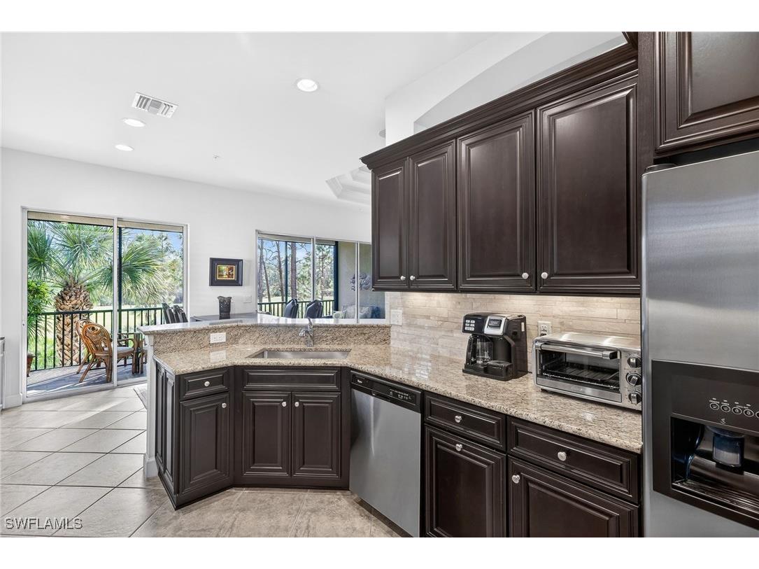 10341 Glastonbury Circle #201 Fort Myers FL 33913 226002379 image9