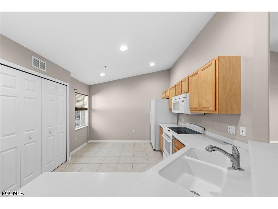10344 Whispering Palms Drive #1904 Fort Myers FL 33913 2026021062 image8