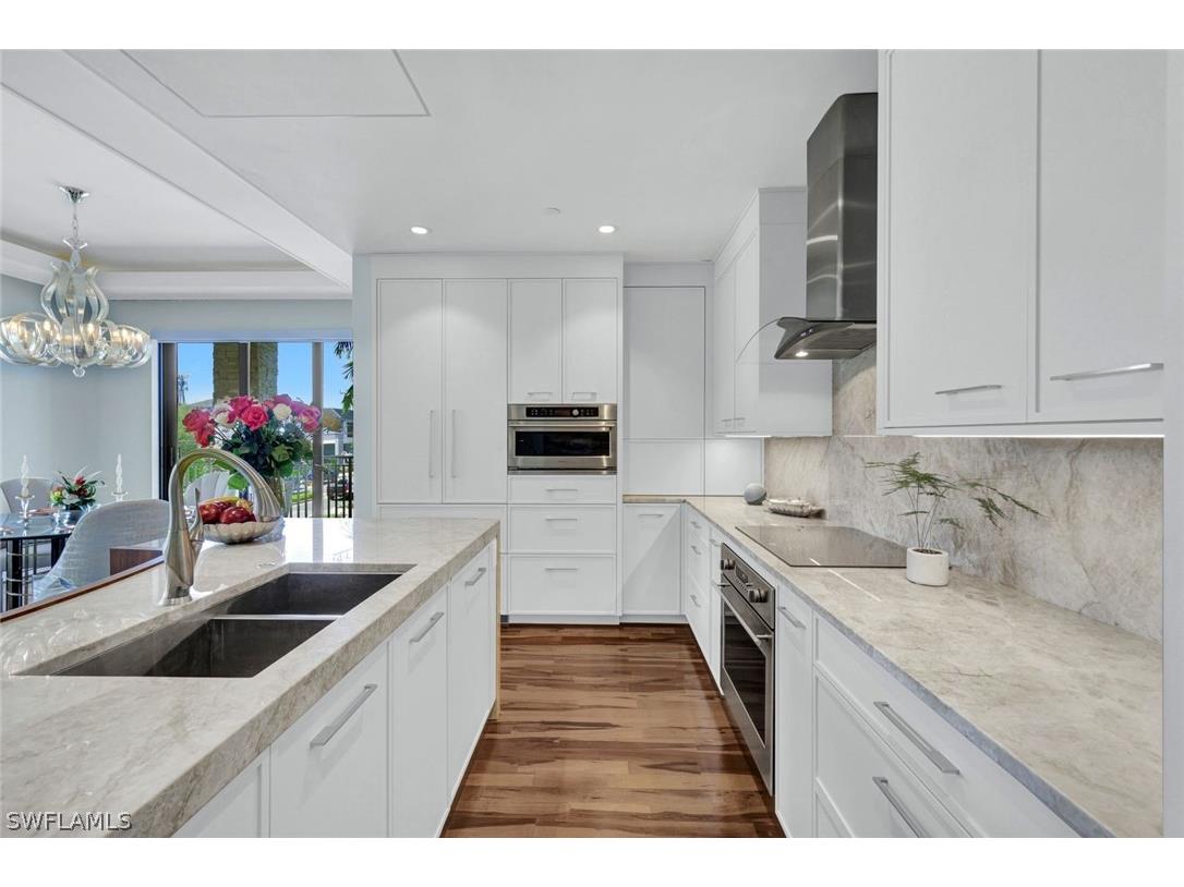 1035 3rd Avenue S #201 Naples FL 34102 226011005 image5