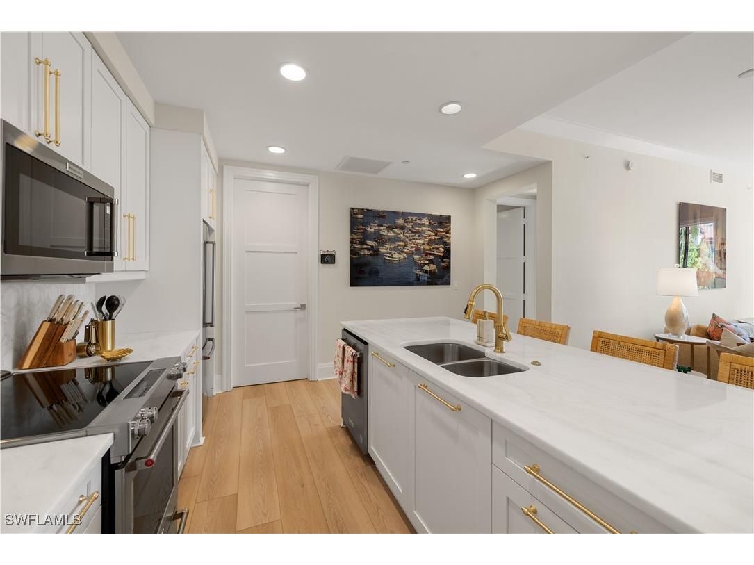 1035 3rd Avenue S #203 Naples FL 34102 226000948 image16