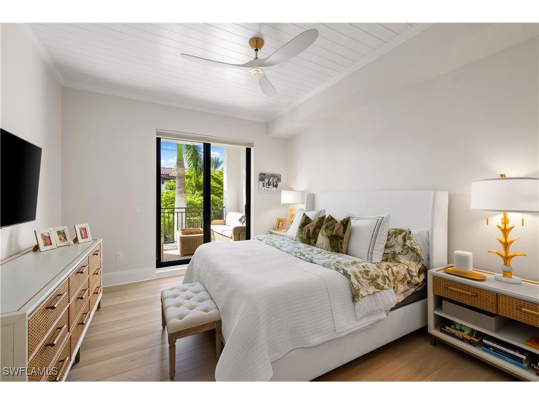 1035 3rd Avenue S #203 Naples FL 34102 226000948 image17