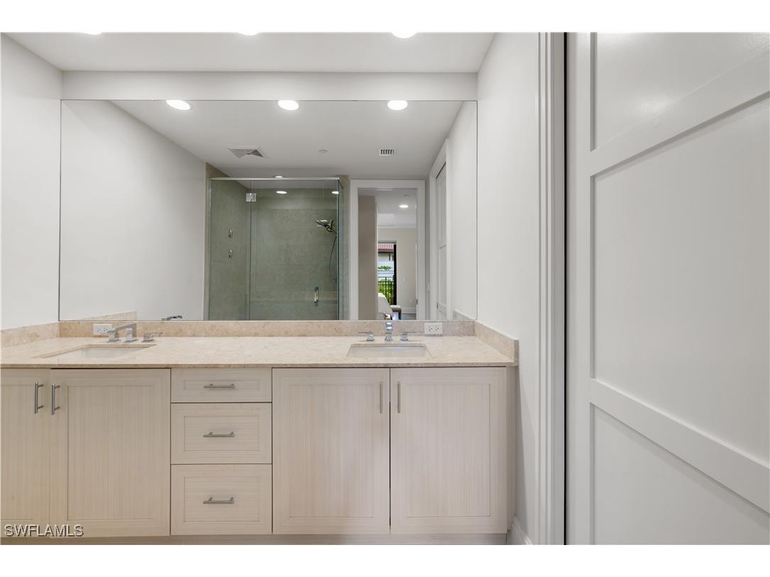 1035 3rd Avenue S #203 Naples FL 34102 226000948 image19