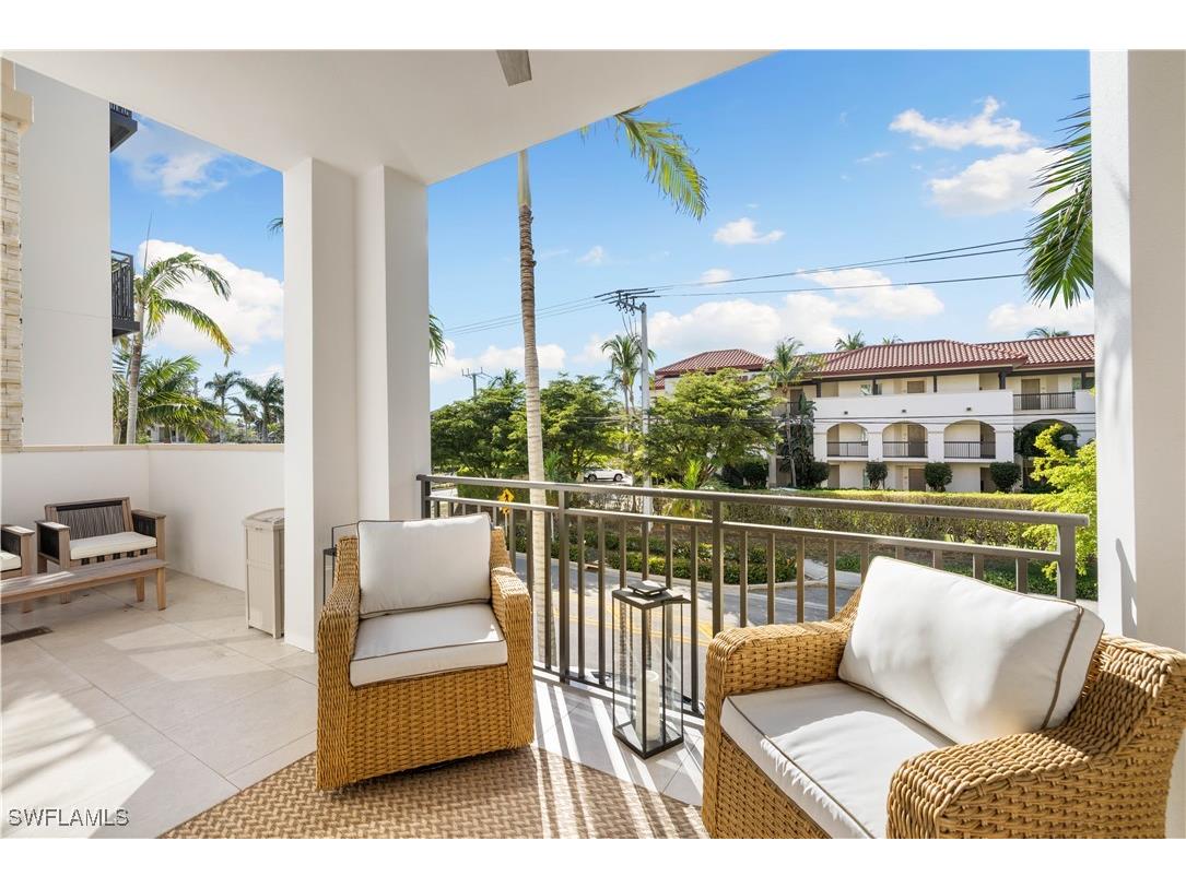 1035 3rd Avenue S #203 Naples FL 34102 226000948 image5