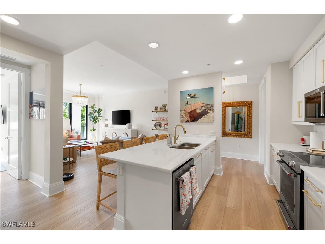 1035 3rd Avenue S #203 Naples FL 34102 226000948 image8