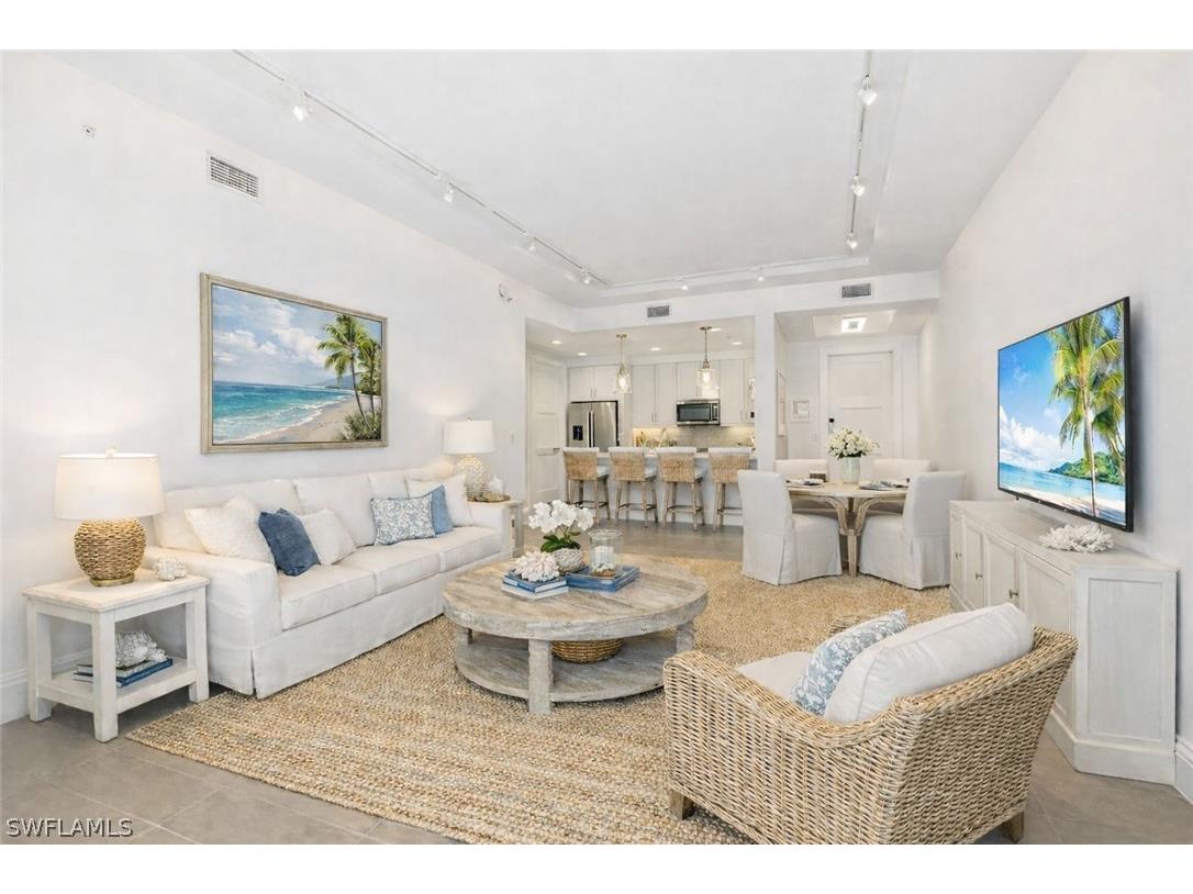 1035 3rd Avenue S #215 Naples FL 34102 226000085 image1