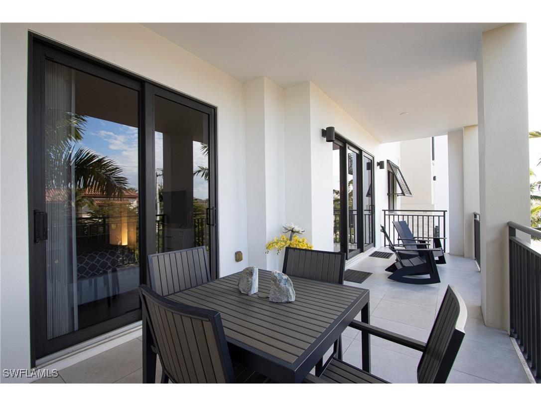 1035 3rd Avenue S #303 Naples FL 34102 225069813 image20