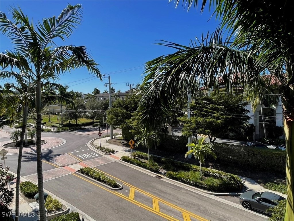 1035 3rd Avenue S #303 Naples FL 34102 225069813 image21