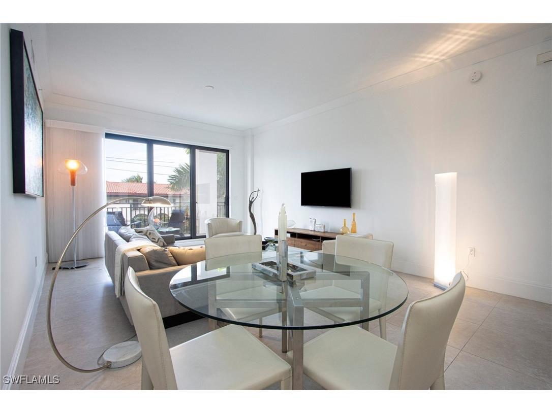 1035 3rd Avenue S #303 Naples FL 34102 225069813 image5