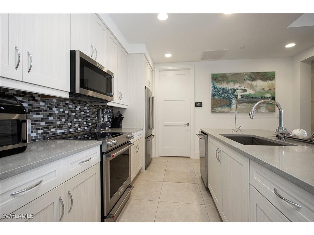 1035 3rd Avenue S #303 Naples FL 34102 225069813 image7