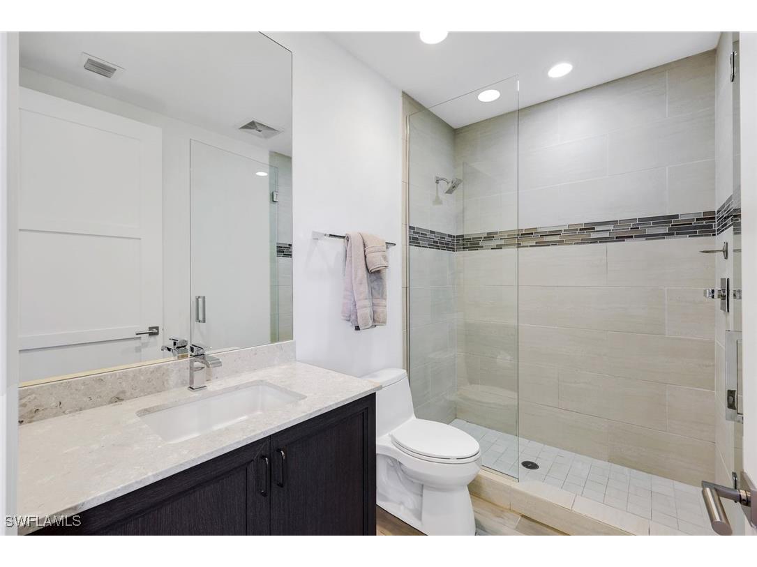 1035 3rd Avenue S #305 Naples FL 34102 226003852 image23