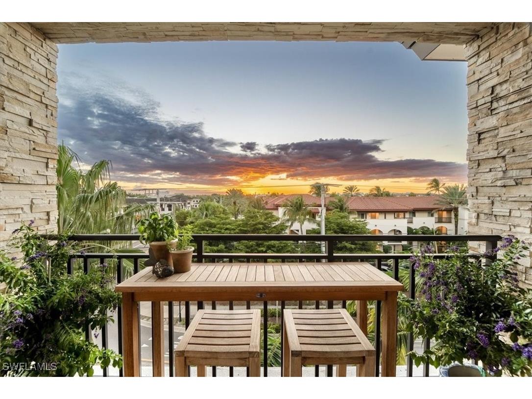 1035 3rd Avenue S #401 Naples FL 34102 225075758 image1