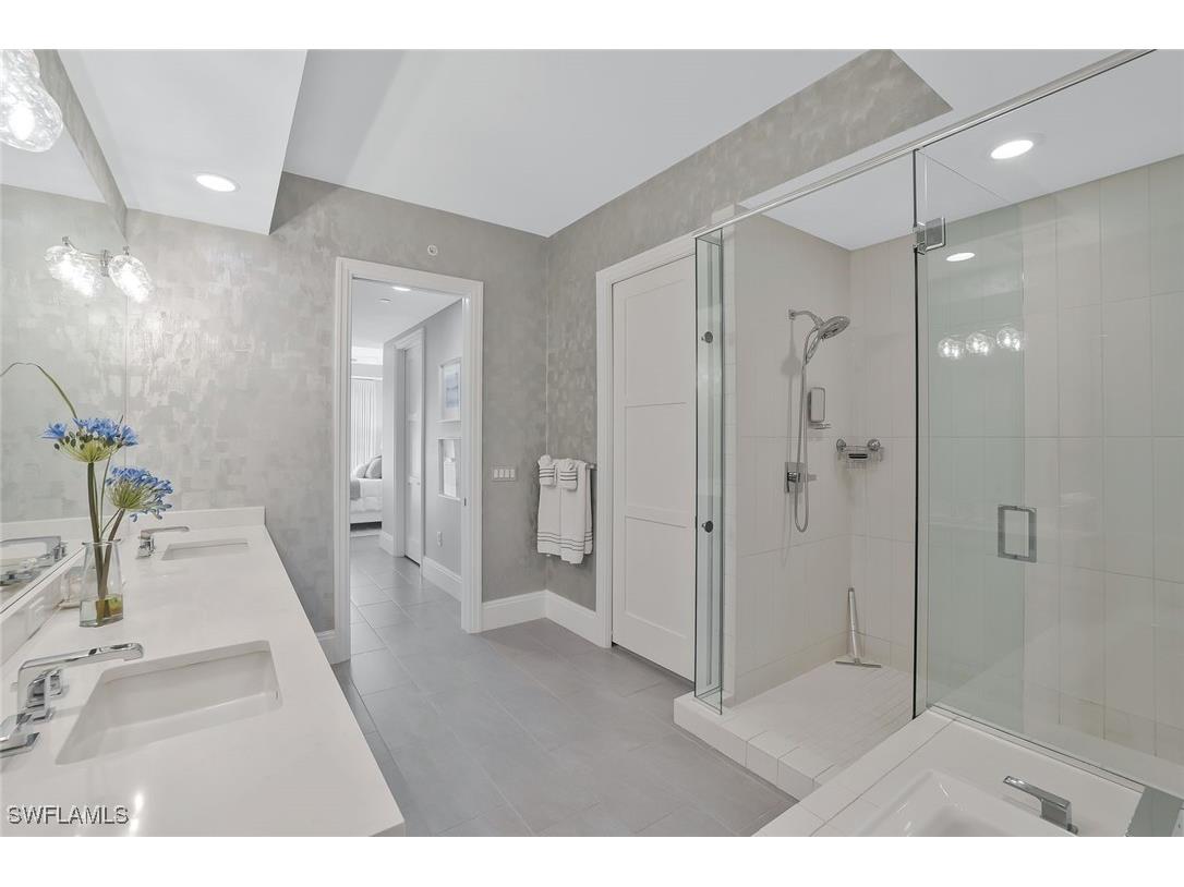 1035 3rd Avenue S #402 Naples FL 34102 225082628 image18