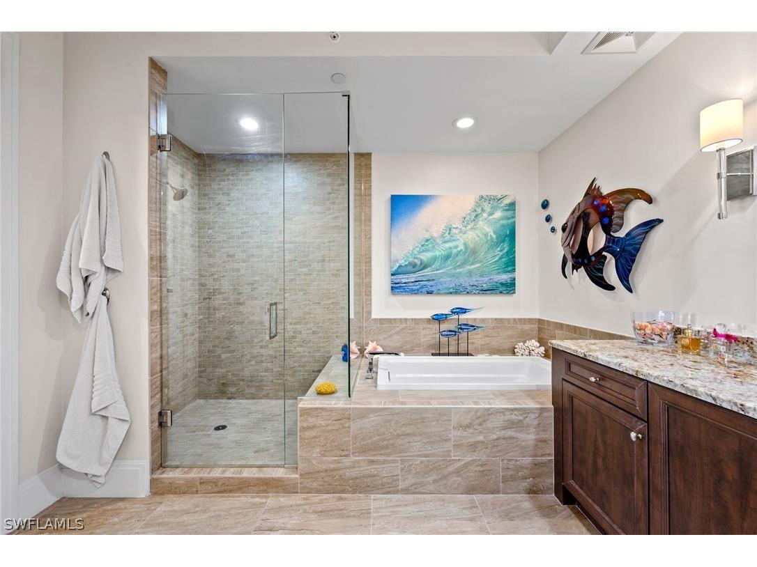 1035 3rd Avenue S #407 Naples FL 34102 226008681 image23