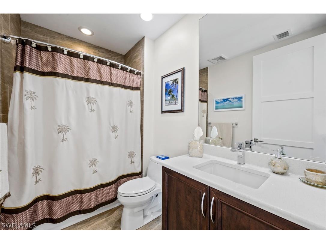 1035 3rd Avenue S #407 Naples FL 34102 226008681 image25