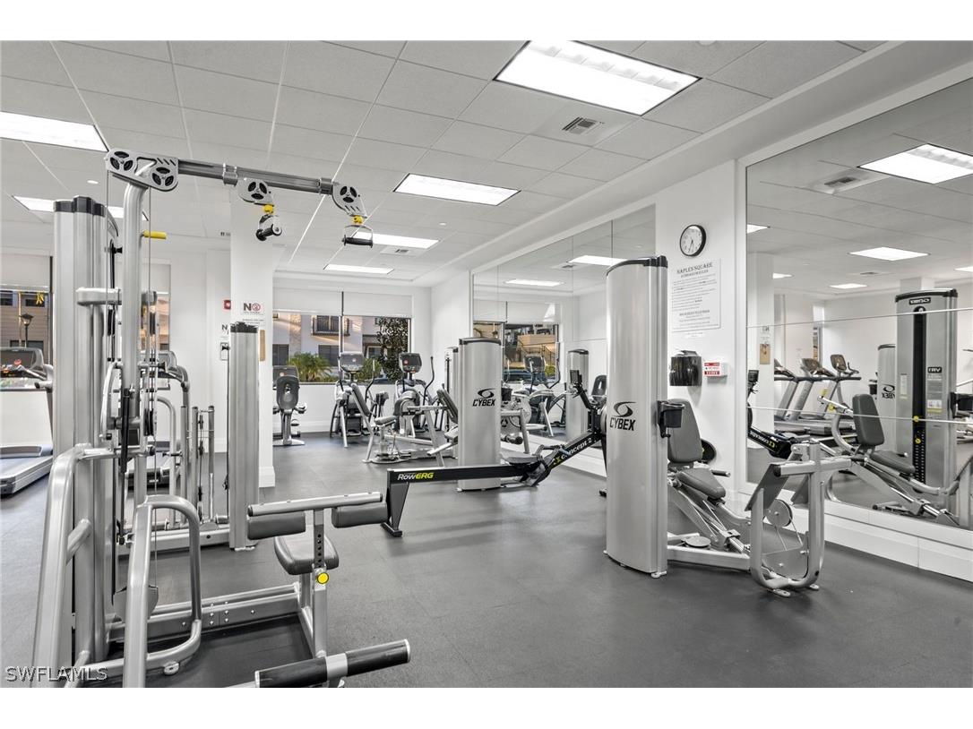 1035 3rd Avenue S #407 Naples FL 34102 226008681 image38