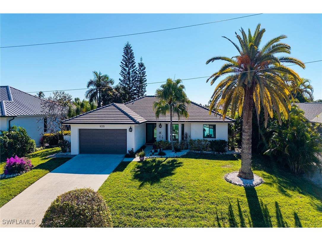 1035 Admiralty Court Marco Island FL 34145 226002625 image1