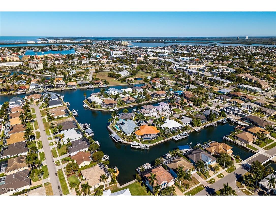 1035 Admiralty Court Marco Island FL 34145 226002625 image44