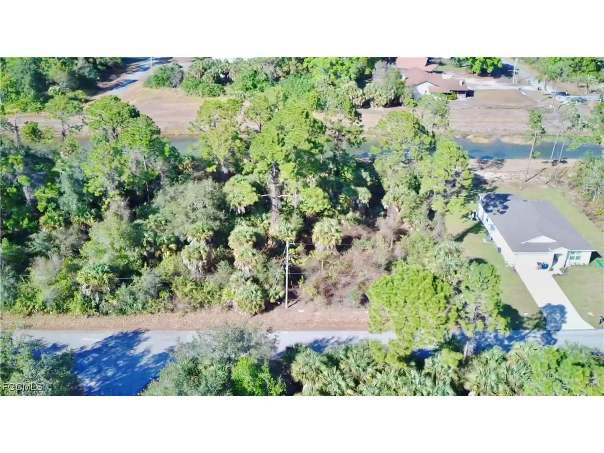 1035 Asther Street E Lehigh Acres FL 33974 2025024835 image1
