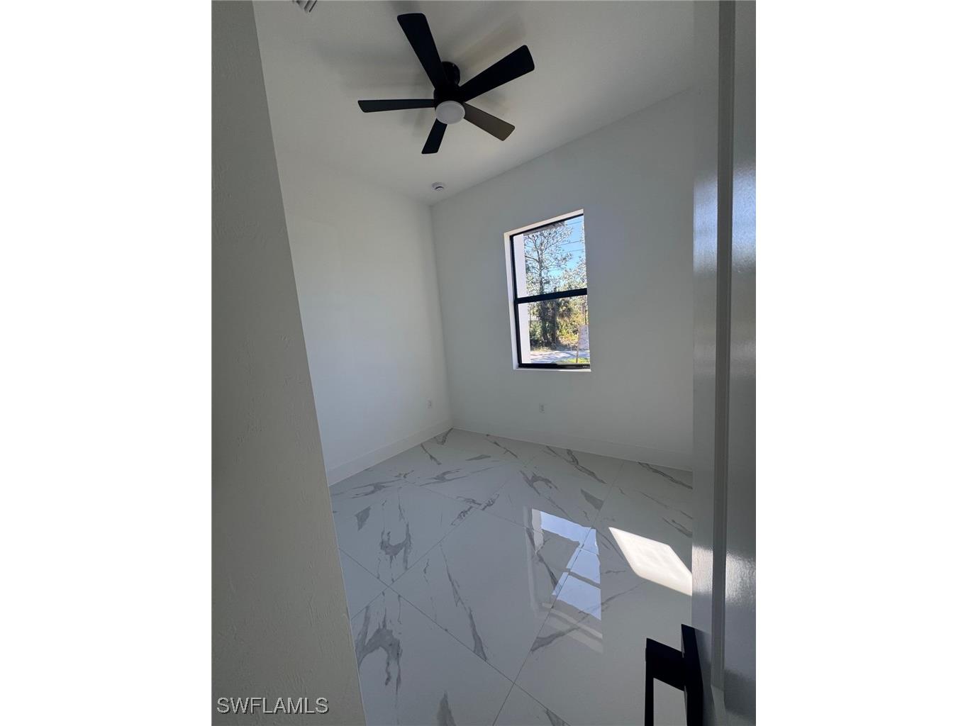 1035 Barcelona Street E Lehigh Acres FL 33974 226005353 image2