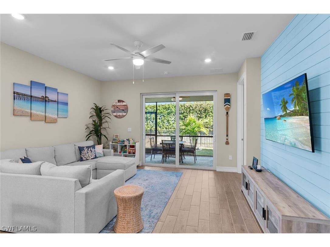 1035 Enbrook Loop Naples FL 34114 226005577 image3