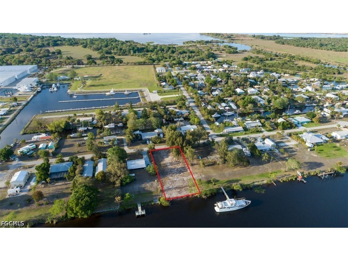 1035 W Anchor Lane Moore Haven FL 33471 2026014670 image1
