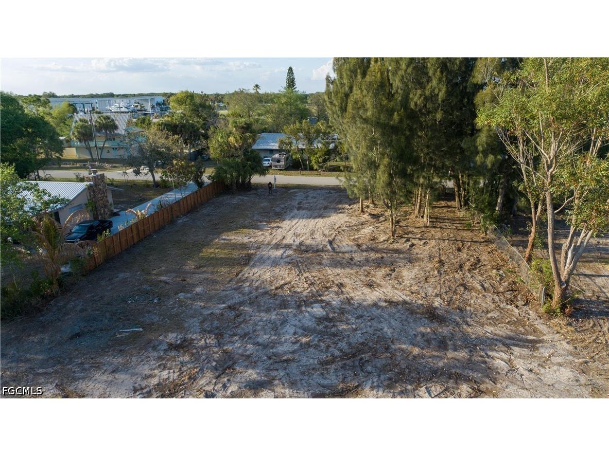 1035 W Anchor Lane Moore Haven FL 33471 2026014670 image8