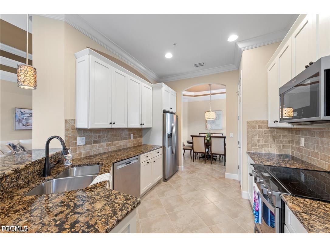 10351 Glastonbury Circle #201 Fort Myers FL 33913 2026023869 image10
