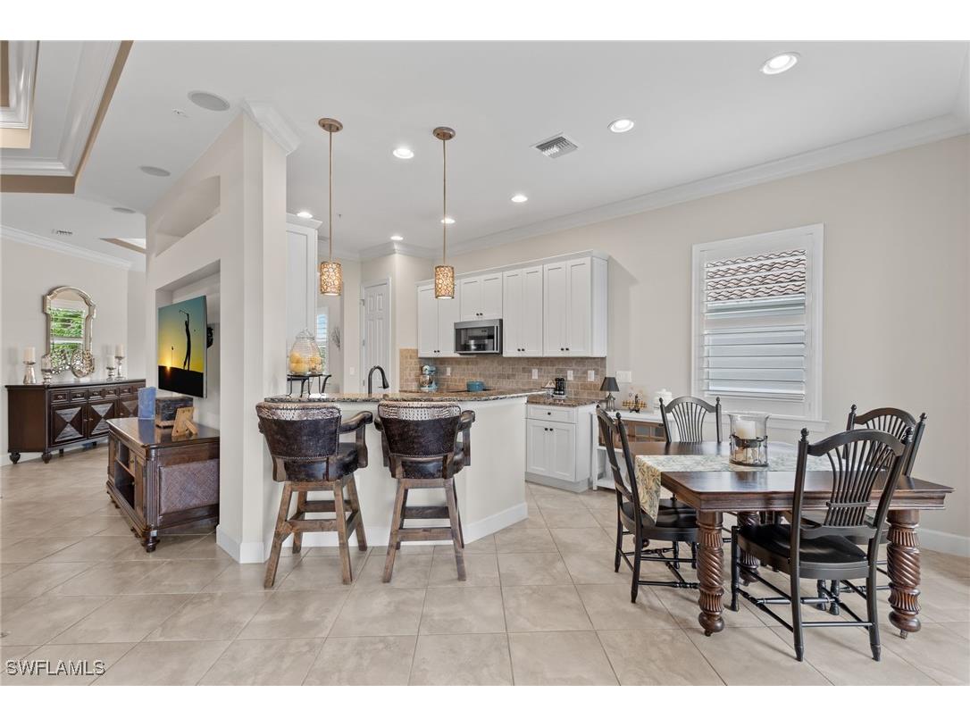 10351 Glastonbury Circle #201 Fort Myers FL 33913 225069564 image8