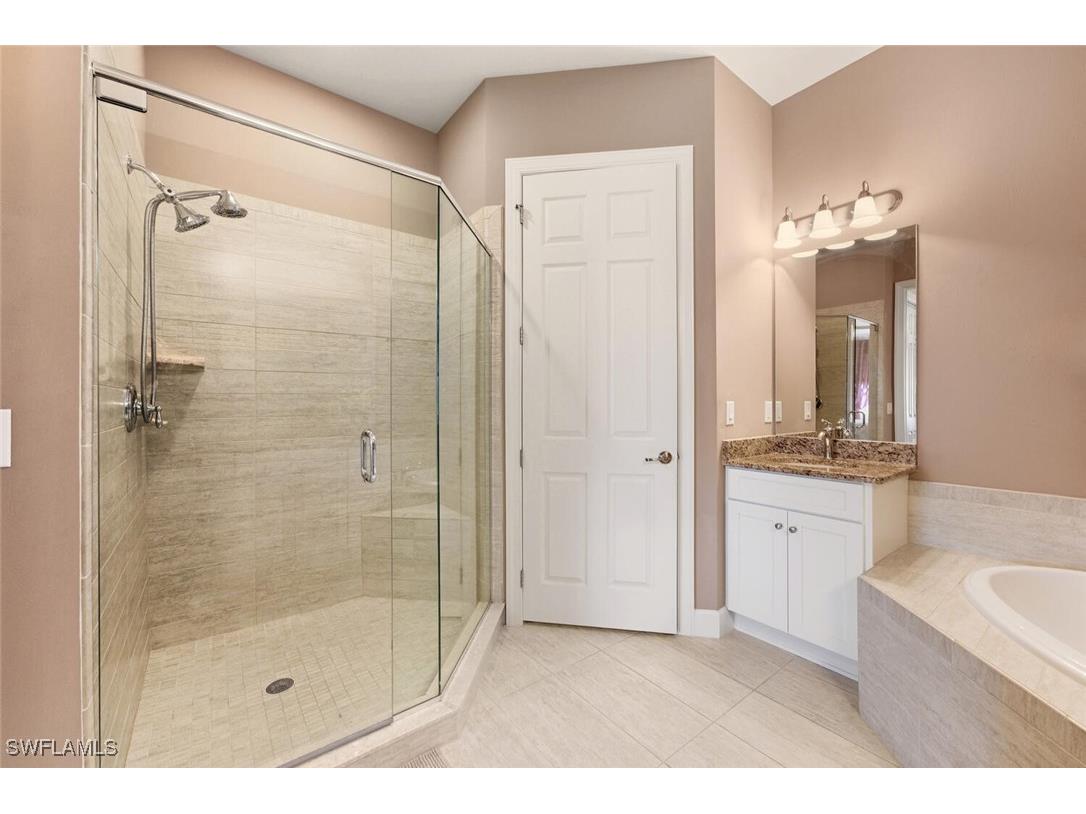10351 Glastonbury Circle #202 Fort Myers FL 33913 226002553 image18