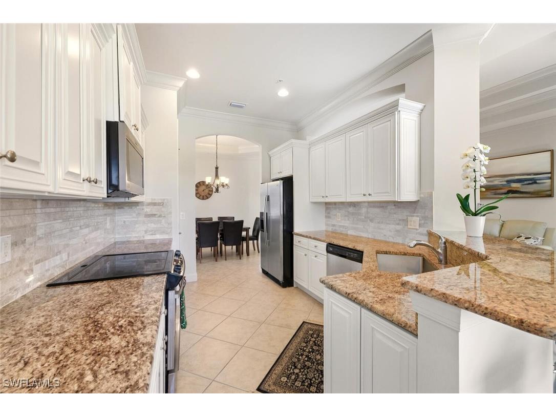 10351 Glastonbury Circle #202 Fort Myers FL 33913 226002553 image5