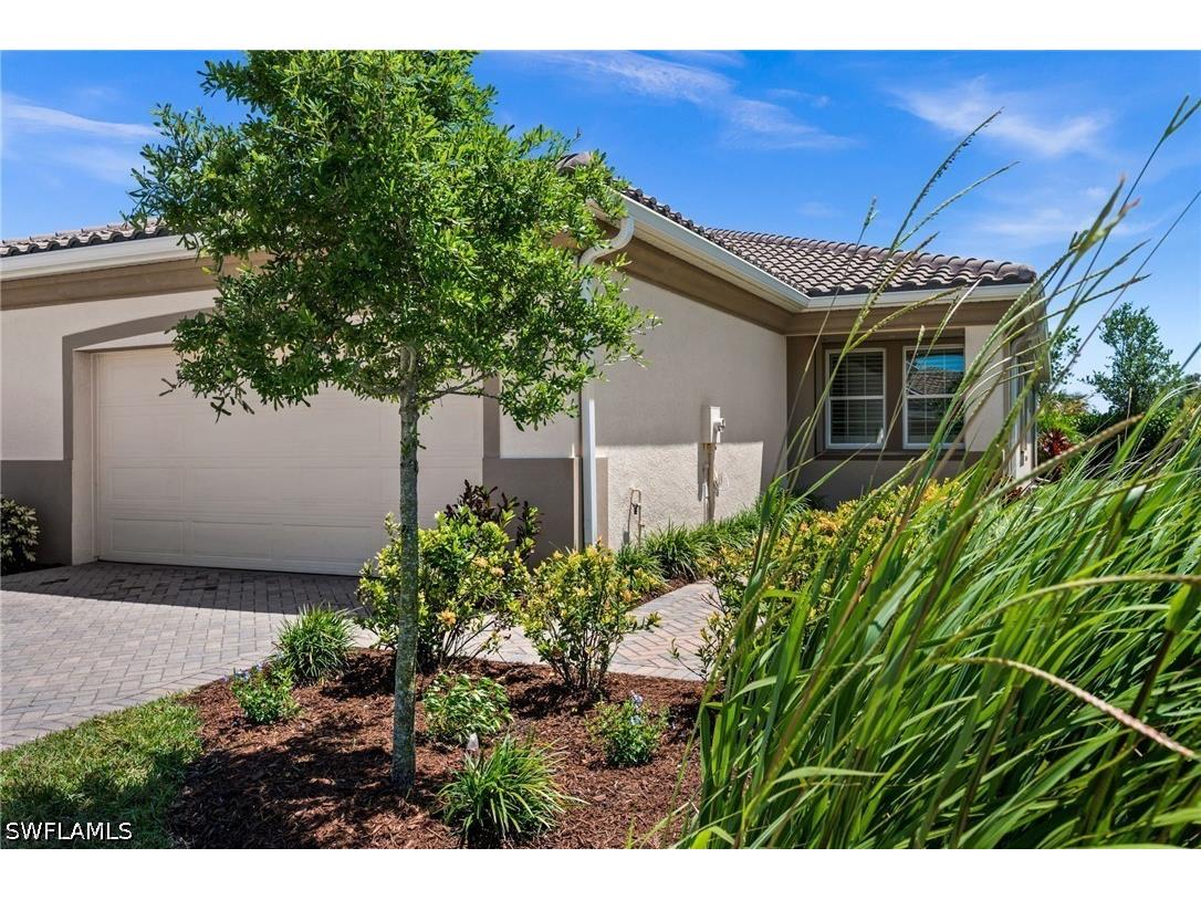10353 Bonavie Cove Drive Fort Myers FL 33966 226016818 image2