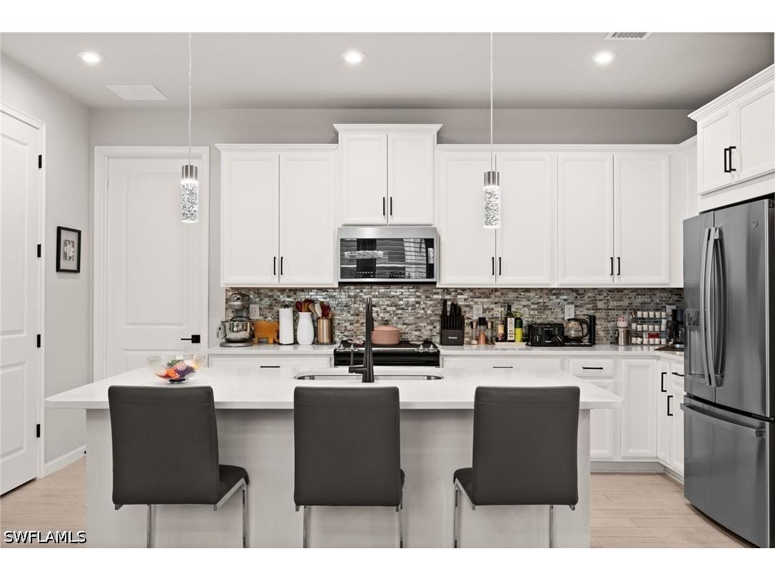 10353 Bonavie Cove Drive Fort Myers FL 33966 226016818 image3