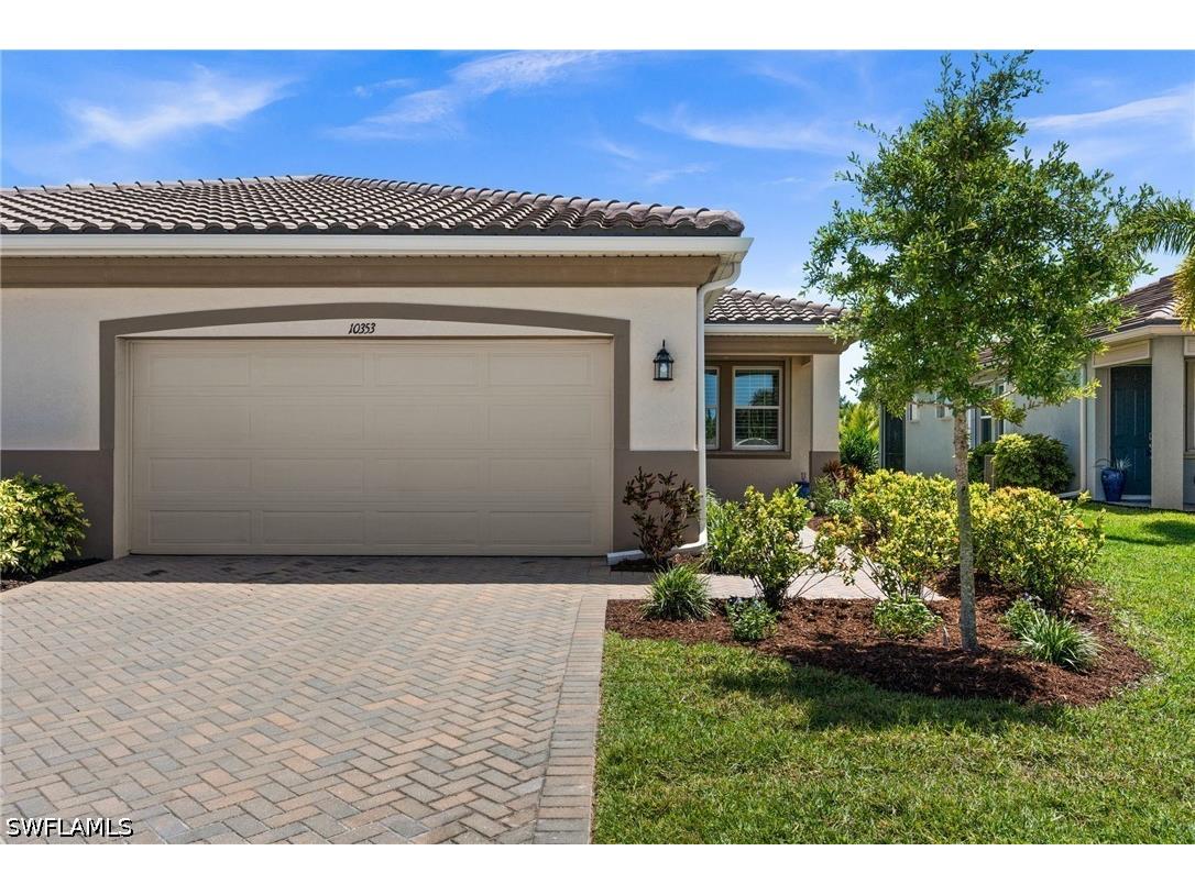 10353 Bonavie Cove Drive Fort Myers FL 33966 226016818 image8