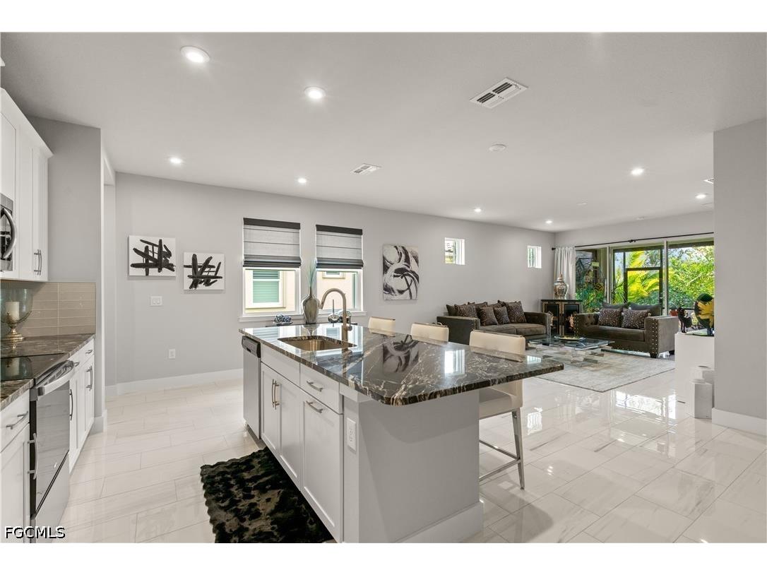 10355 Bonavie Cove Drive Fort Myers FL 33966 2026018526 image12