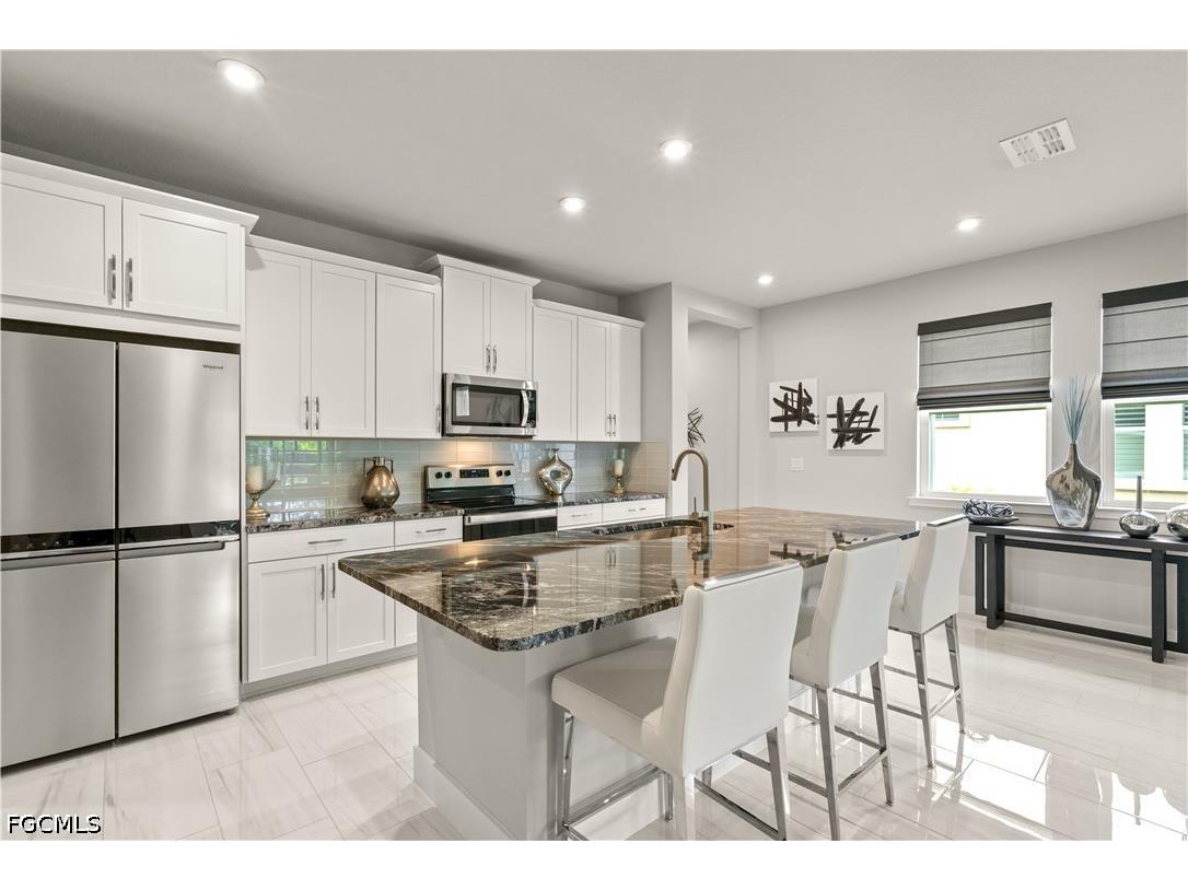10355 Bonavie Cove Drive Fort Myers FL 33966 2026018526 image14