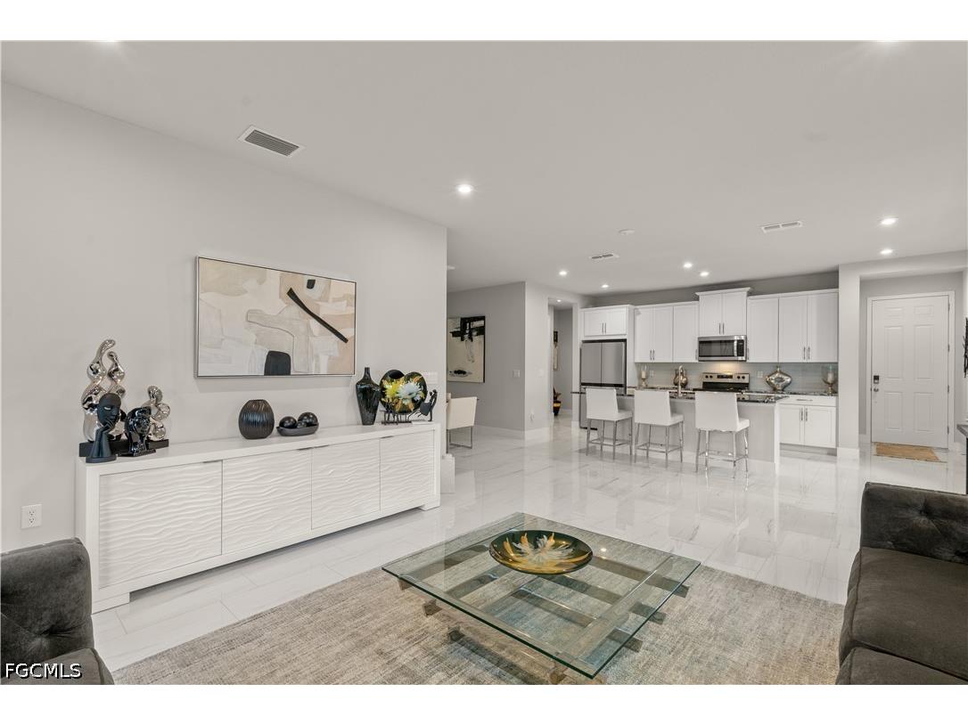 10355 Bonavie Cove Drive Fort Myers FL 33966 2026018526 image21