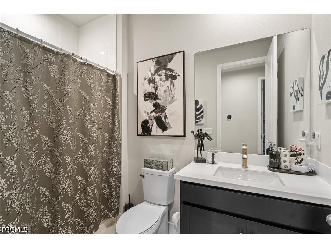 10355 Bonavie Cove Drive Fort Myers FL 33966 2026018526 image28