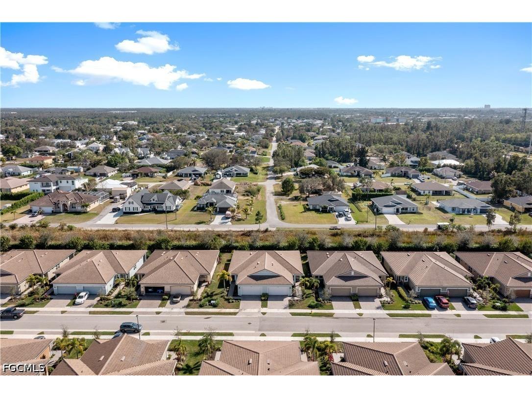 10355 Bonavie Cove Drive Fort Myers FL 33966 2026018526 image32