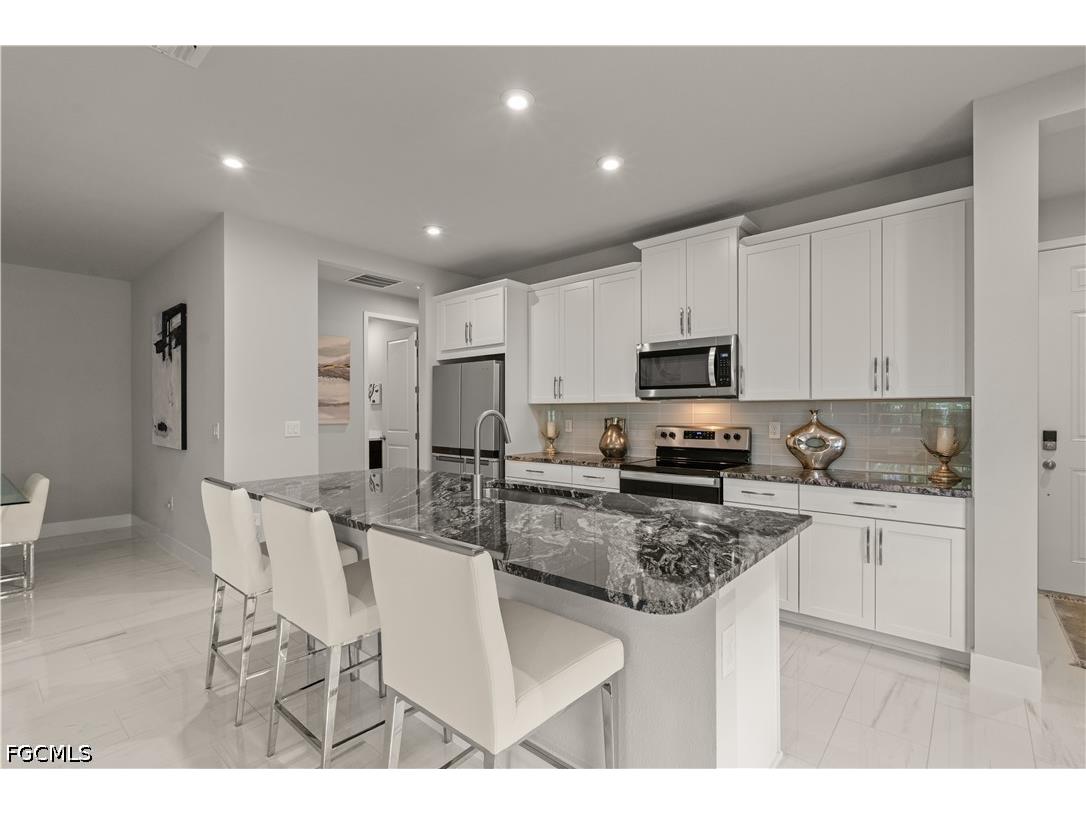 10355 Bonavie Cove Drive Fort Myers FL 33966 2026018526 image8