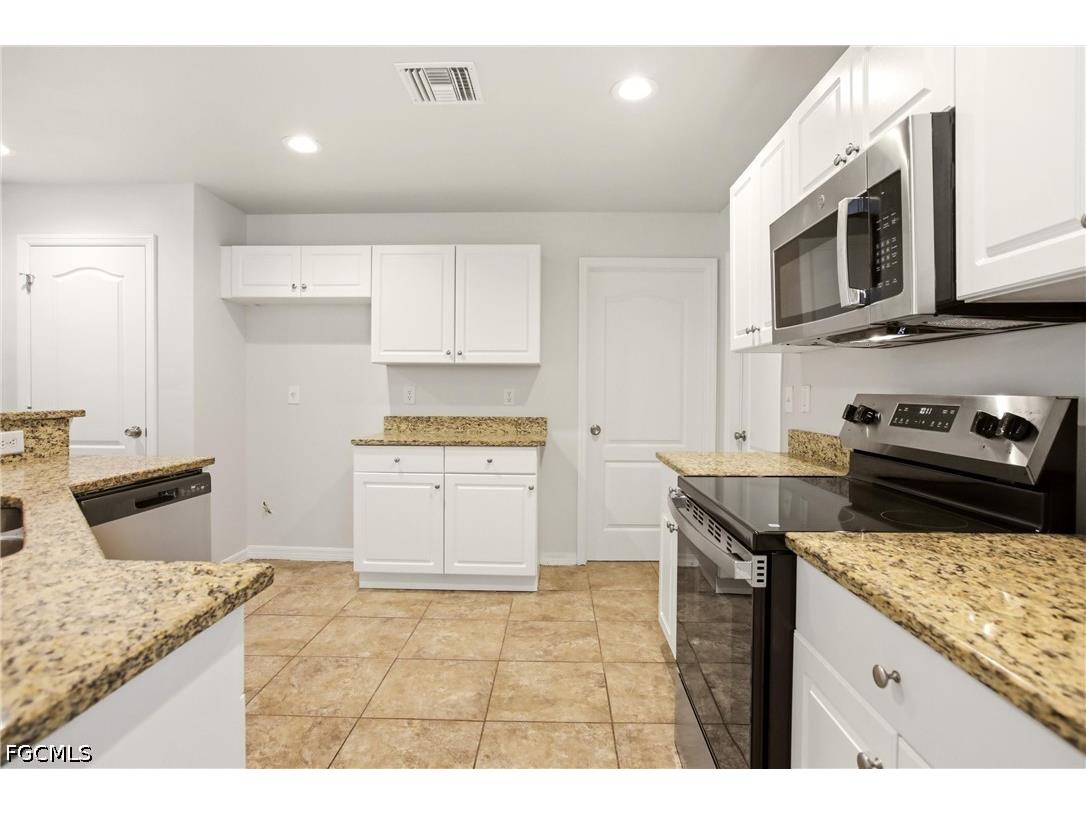1036 Belmont Street E Lehigh Acres FL 33974 2026023287 image10