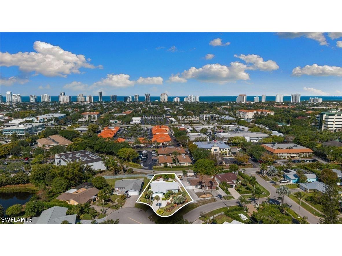 1036 Lake Shore Court Naples FL 34103 226016417 image1