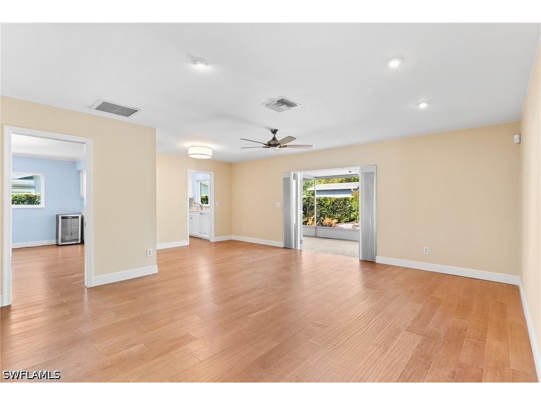 1036 Lake Shore Court Naples FL 34103 226016417 image10