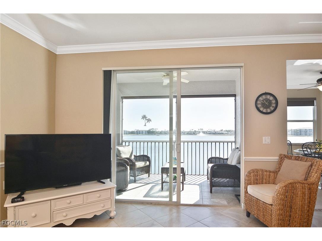 10361 Butterfly Palm Drive #723 Fort Myers FL 33966 2026006513 image8