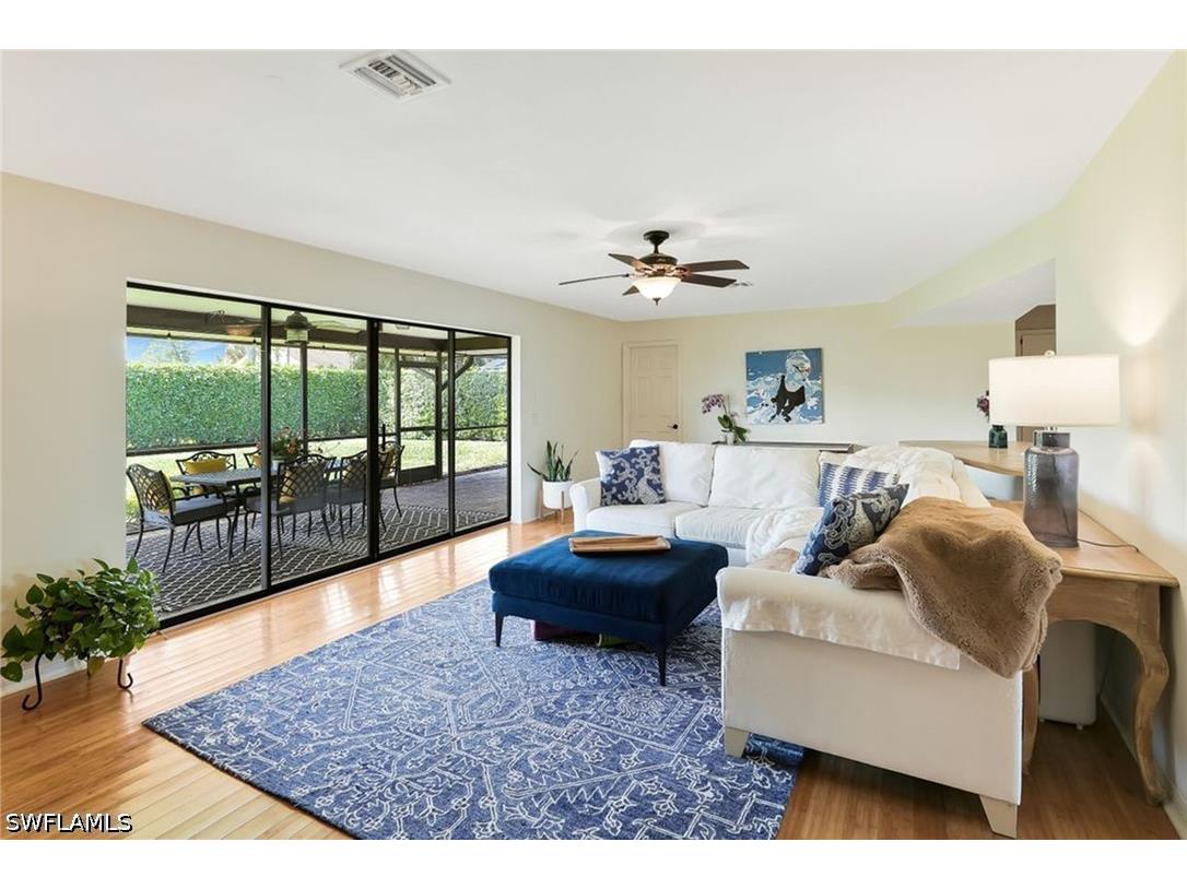 10361 Windsor Way Naples FL 34109 226014021 image13