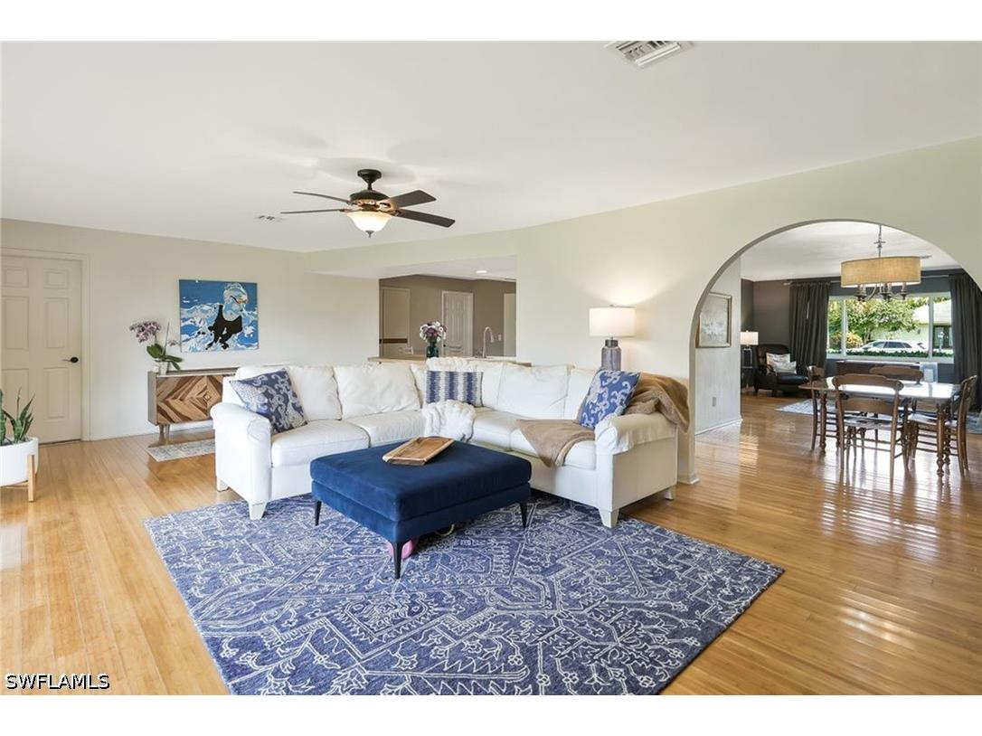 10361 Windsor Way Naples FL 34109 226014021 image15