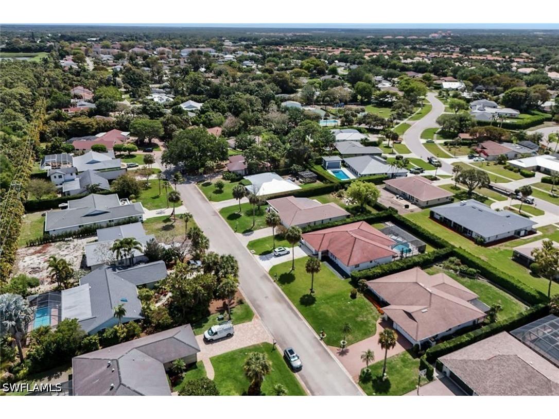 10361 Windsor Way Naples FL 34109 226014021 image37