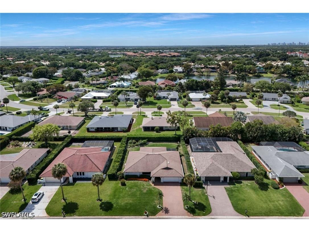 10361 Windsor Way Naples FL 34109 226014021 image38