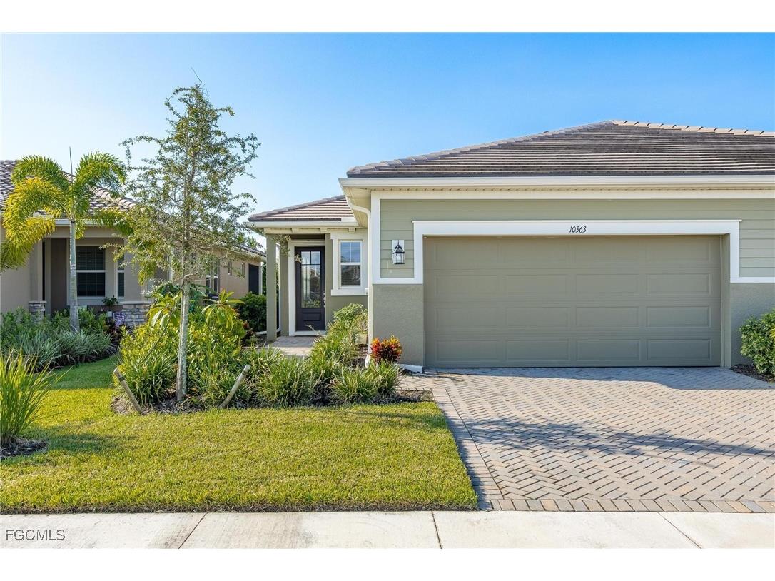 10363 Bonavie Cove Drive Fort Myers FL 33966 2025017381 image1